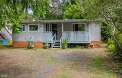 220 SE Hazelton Place, Depoe Bay, OR 97341