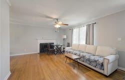 1 W 96TH Terrace, Kansas City, MO 64114