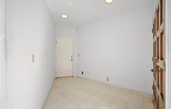 3206 Montrose Avenue, La Crescenta, CA 91214