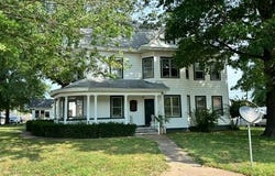 900 Cedar Street, Bismarck, MO 63624