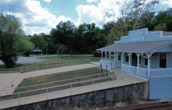 5 N Spring Street, Hardy, AR 72542