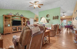 412 E Becky Ln., Mount Pleasant, IA 52641