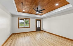 504 McGuire Drive, Iola, KS 66749