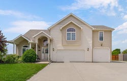 7086 SW Crystal Lane, Trimble, MO 64492