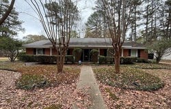 5376 Kaywood Drive, Jackson, MS 39211