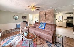 234 Sesame St, Wewahitchka, FL 32465