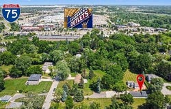 235 Alberta Street, Auburn Hills, MI 48326