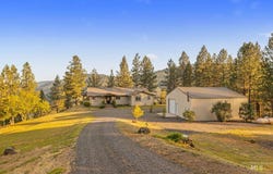 435 River Pointe, Lenore, ID 83541