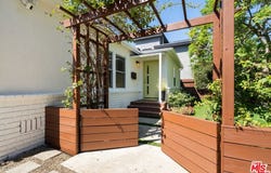 3945 Lyceum Ave, Los Angeles, CA 90066