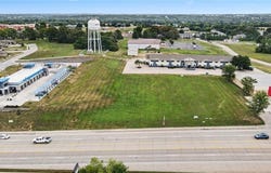 N 169 Highway, Smithville, MO 64089
