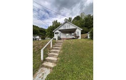 340 N Highland Avenue, Prestonsburg, KY 41653