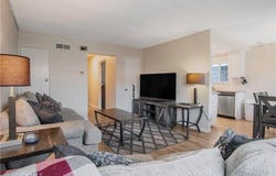 2423 Deodar, Santa Ana, CA 92705