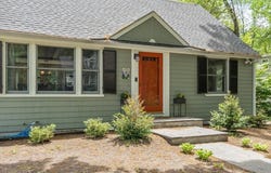 2 Doris Rd, Bedford, MA 01730