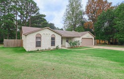 2812 Glenwood Cove, Jonesboro, AR 72401