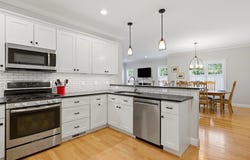 23 Fox Hill Lane, Dracut, MA 01826