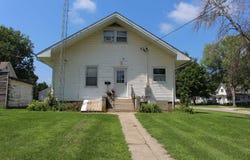 401 Walnut Street, Odebolt, IA 51458