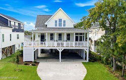 141 NE 10th Street, Oak Island, NC 28465