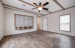 201 AVENUE R, Sunray, TX 79086-1760