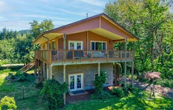 123 BURCHARD Dr, Scottsburg, OR 97473