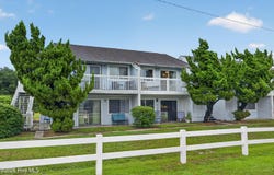 39 Roberts Road, Hampstead, NC 28443