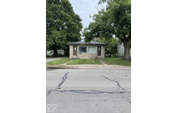 2802 S Hackley, Muncie, IN 47302