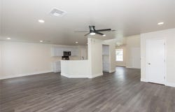 223 Herrera Trl, Hutto, TX 78634