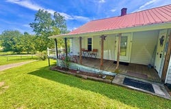 33 Four Oaks Ln., Ivanhoe, VA 24350