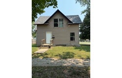 217 JOHNSON ST, Alta, IA 51002
