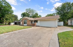 1924 Canterbury Street, Irving, TX 75062