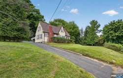 1208 Pompton Avenue, Cedar Grove, NJ 07009