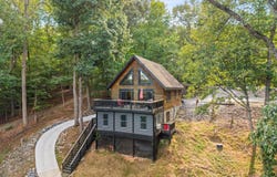 710 Forest Lawn Drive, Moneta, VA 24121