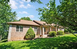 538 Munson Hill Drive, Marshfield, MO 65706