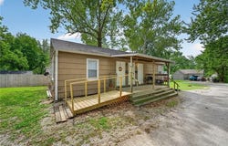 1921 S Ash Avenue, Independence, MO 64052