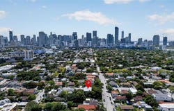 1034 SW 11th Ave, Miami, FL 33130