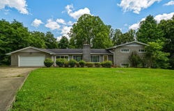103 Upland Place, Milton, WV 25541