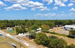 1503 W 8th (+/-1.6 acres) Street, Caldwell, TX 77836