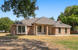 1203 Anthony, Gainesville, TX 76240
