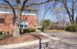 2604 Rochester Road, Royal Oak, MI 48073