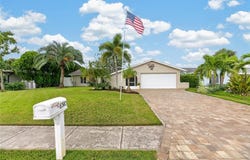 6510 SOLITAIRE PALM Way, APOLLO BEACH, FL 33572