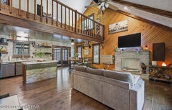 3125 Robert David Drive, Tobyhanna, PA 18466
