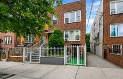952 E 217th Street, Bronx, NY 10469