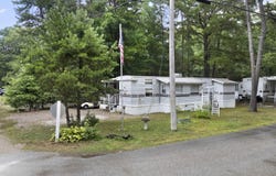 1 Robinson Way, Kennebunk, ME 04043