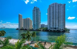 300 S BISCAYNE BLVD, Miami, FL 33131
