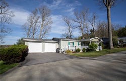 1411 Jonathan Dr, Somerset, PA 15501