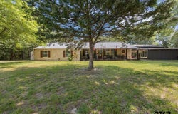 1322 CR 4913, Troup, TX 75789