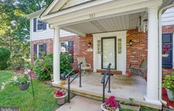 301 CARAVEL DR, BEAR, DE 19701