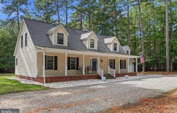 90 SHELL Court, URBANNA, VA 23175