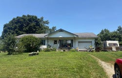 71 Stricklett Rd, Manchester, OH 45144