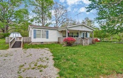 1243 Franklin Loop, Clarkrange, TN 38553