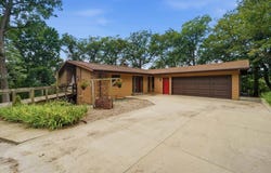32008 234th Street, Eldora, IA 50627